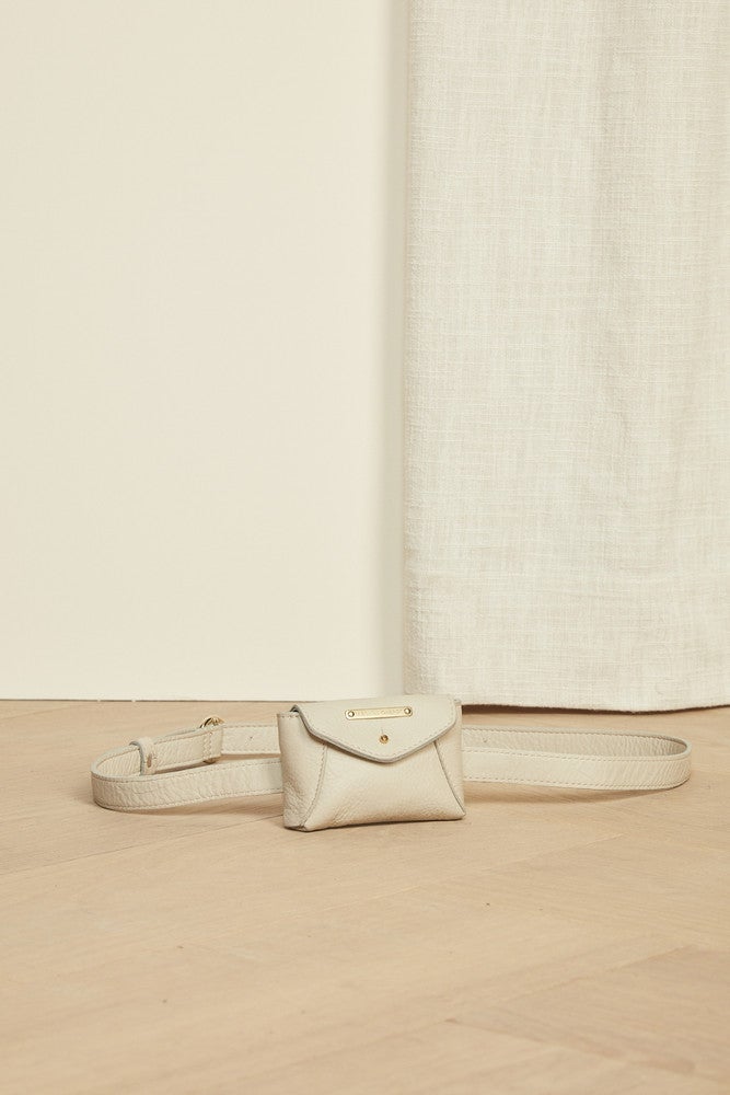 Cindy Mini Belt Bag Wit KL Cindy Mini Belt Bag Wit KL