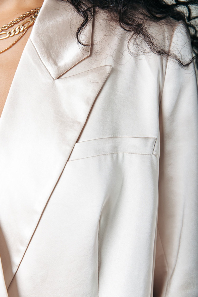 Rikki Satin Boyfriend Blazer Beige KL Rikki Satin Boyfriend Blazer Beige KL