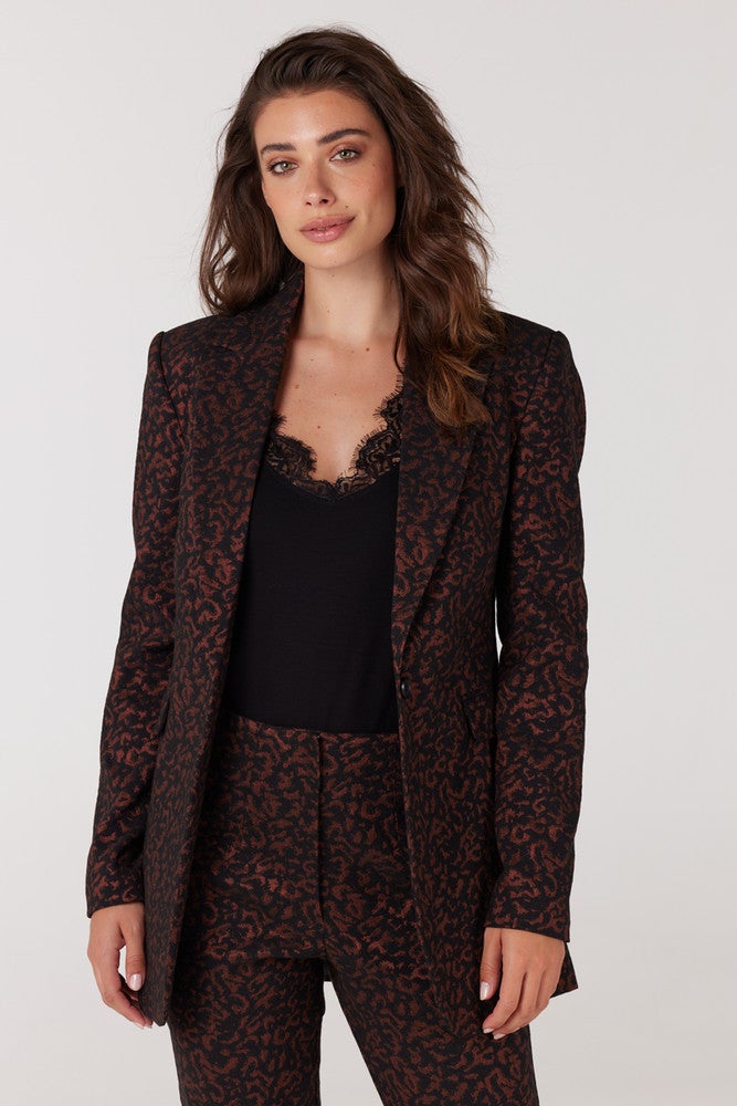 Carla Jacquard Woven Blazer Long Sleeves Bruin KL Carla Jacquard Woven Blazer Long Sleeves Bruin KL