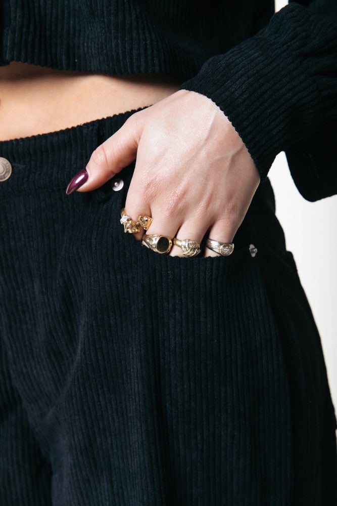 Gaias Corduroy High Rise Wide Leg Pants Zwart 1 Gaias Corduroy High Rise Wide Leg Pants Zwart 1