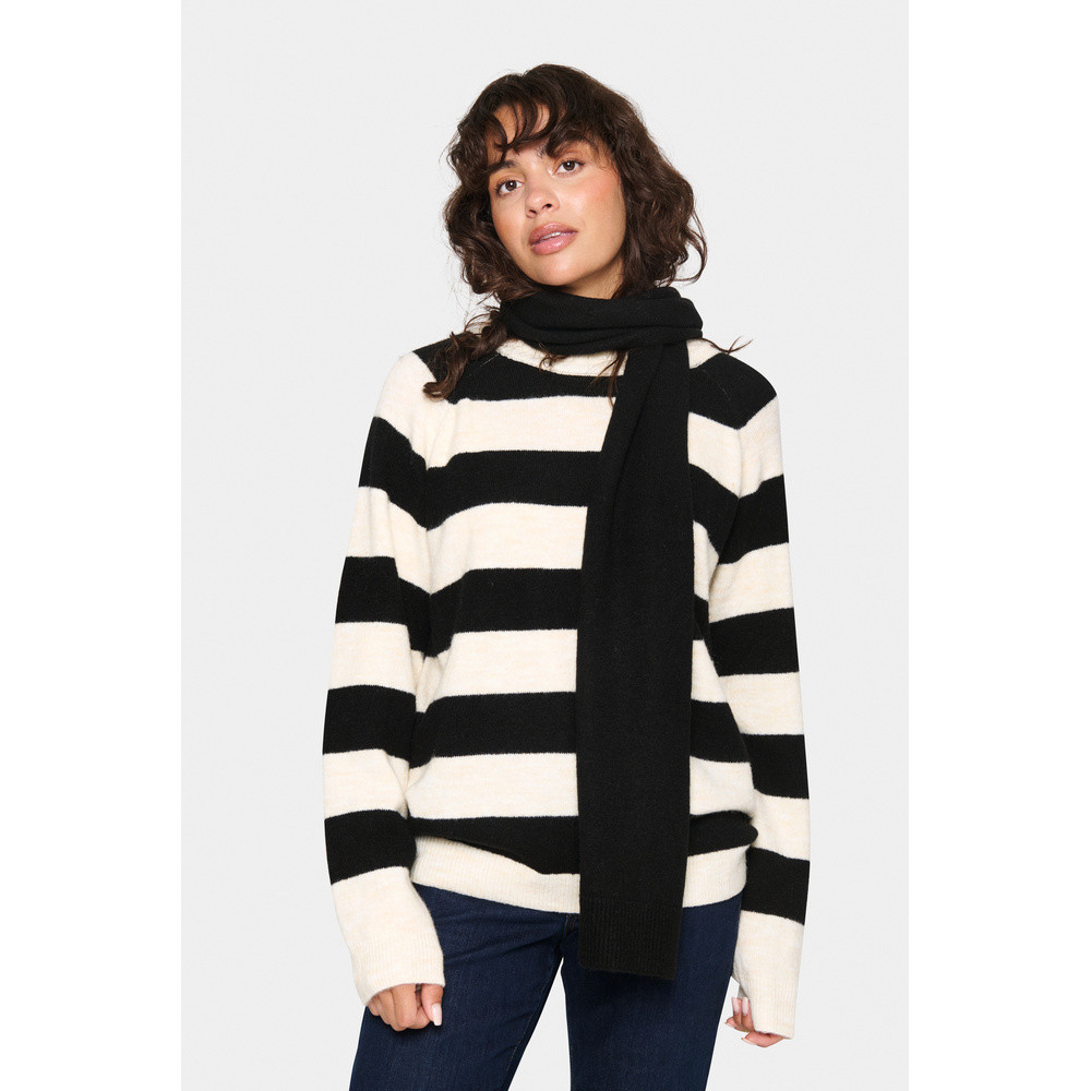 GarbieSZ Scarf Zwart 1 GarbieSZ Scarf Zwart 1