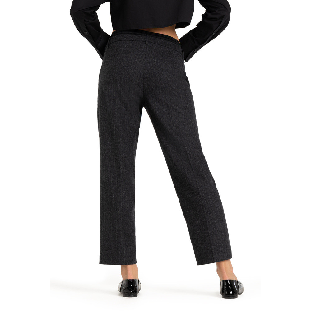 Karen Grijs KL Karen Grijs KL