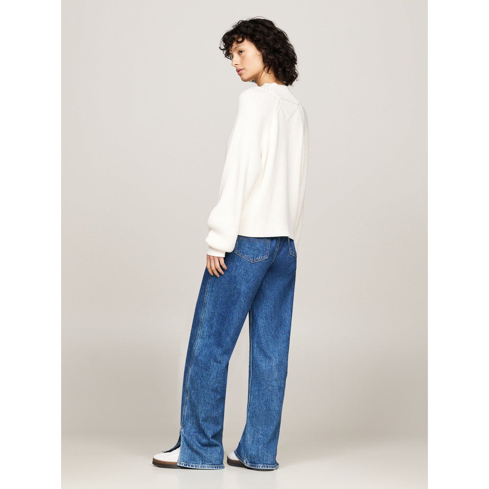 TJW Badge Mockneck Sweater Ecru TJW Badge Mockneck Sweater Ecru