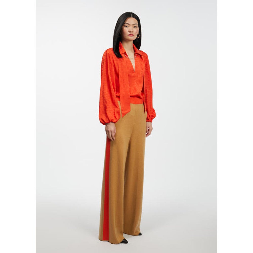 Blouse Met Striksjaal Oranje Blouse Met Striksjaal Oranje