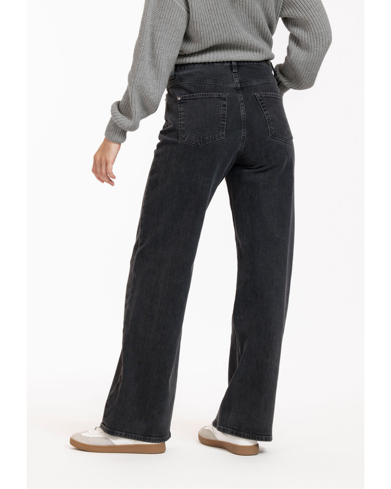 Lexie denim trousers 9000 black Zwart 1 Lexie denim trousers 9000 black Zwart 1