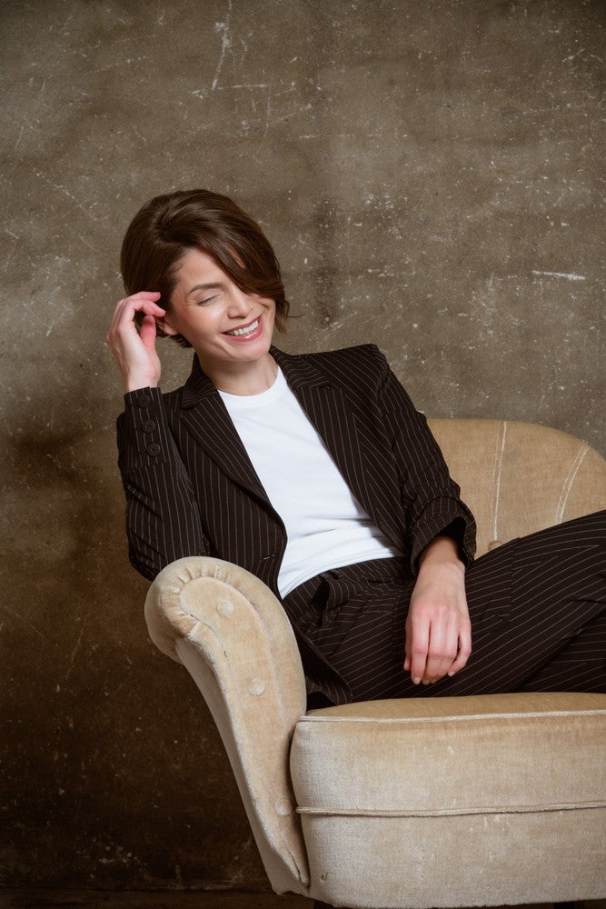 Manja V Zwart 1 Manja V Zwart 1