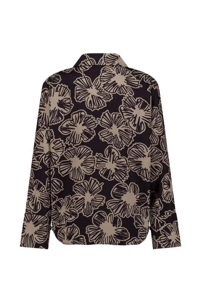 Ragna flower satin blouse Zwart 1 Ragna flower satin blouse Zwart 1
