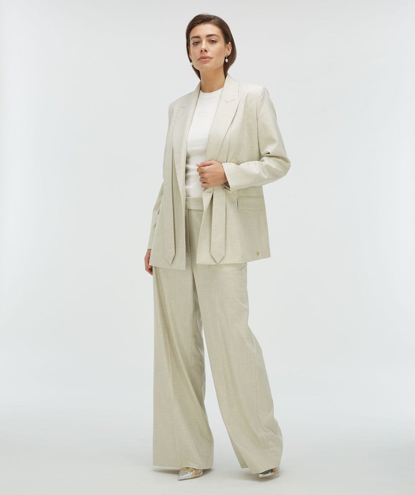 ISE straight fit blazer with strap Beige ISE straight fit blazer with strap Beige