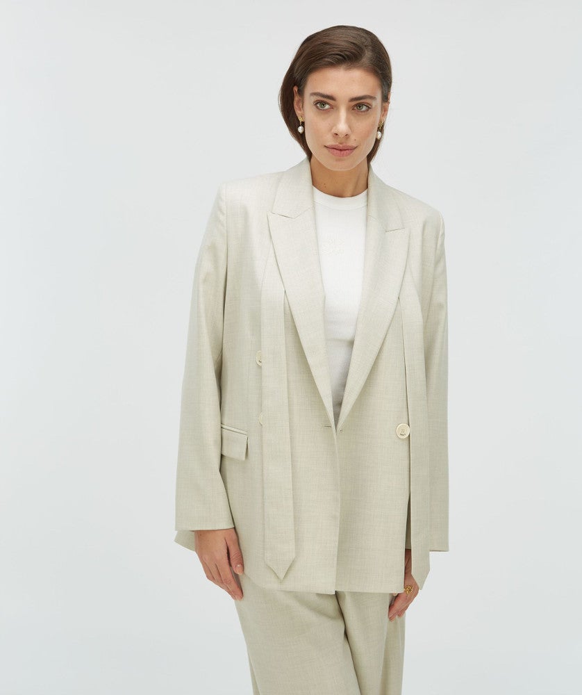 ISE straight fit blazer with strap Beige ISE straight fit blazer with strap Beige