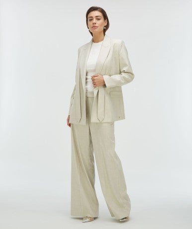 ISE straight fit blazer with strap Beige ISE straight fit blazer with strap Beige