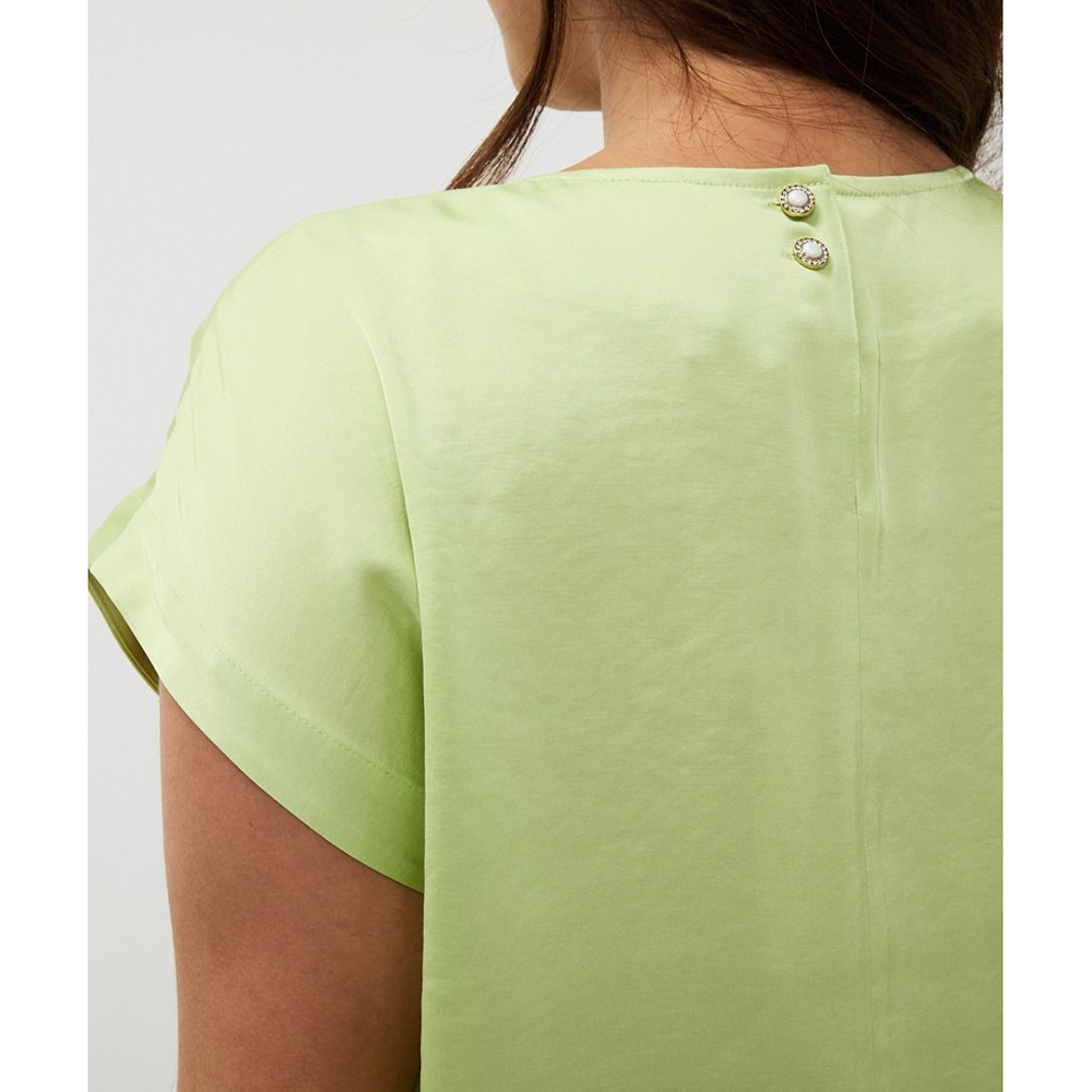 Blouse R-neck satin look Groen KL Blouse R-neck satin look Groen KL