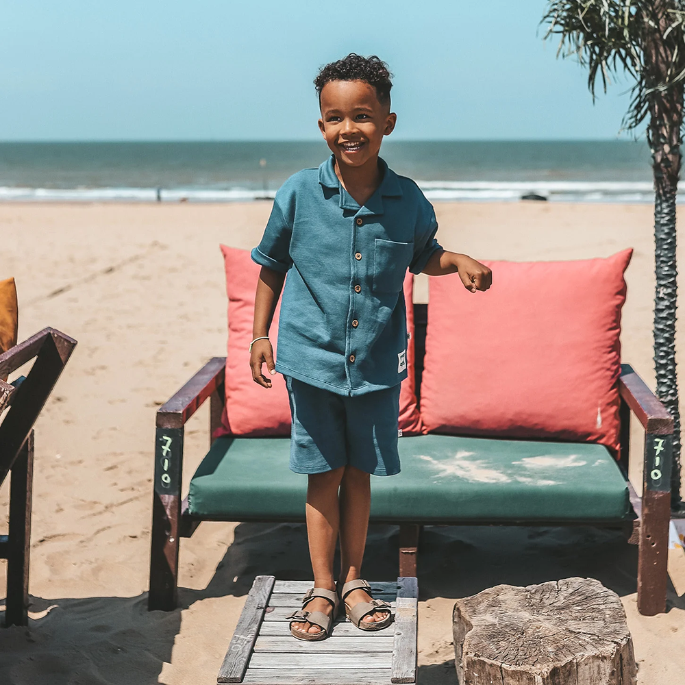 Stagger Loose Shirt Buttons Blauw Stagger Loose Shirt Buttons Blauw