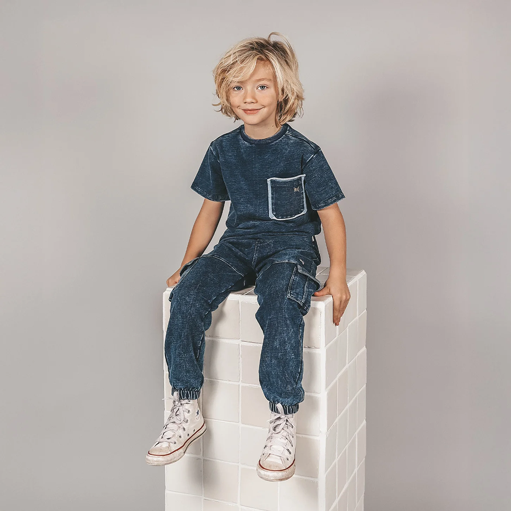 Knitted Denim Worn Tee Donker Blauw Knitted Denim Worn Tee Donker Blauw