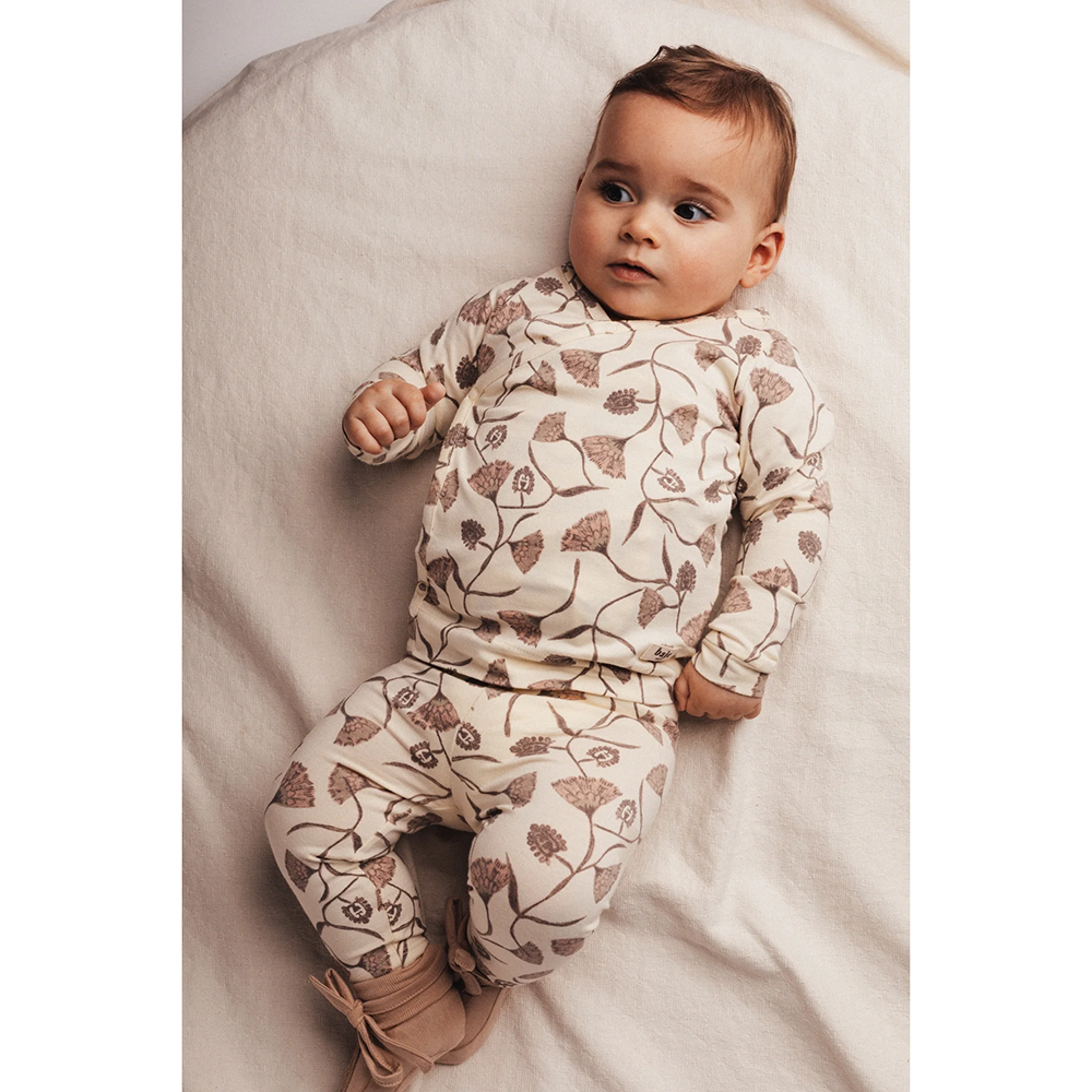 Mocho Longsleeve Wrap Ecru Mocho Longsleeve Wrap Ecru