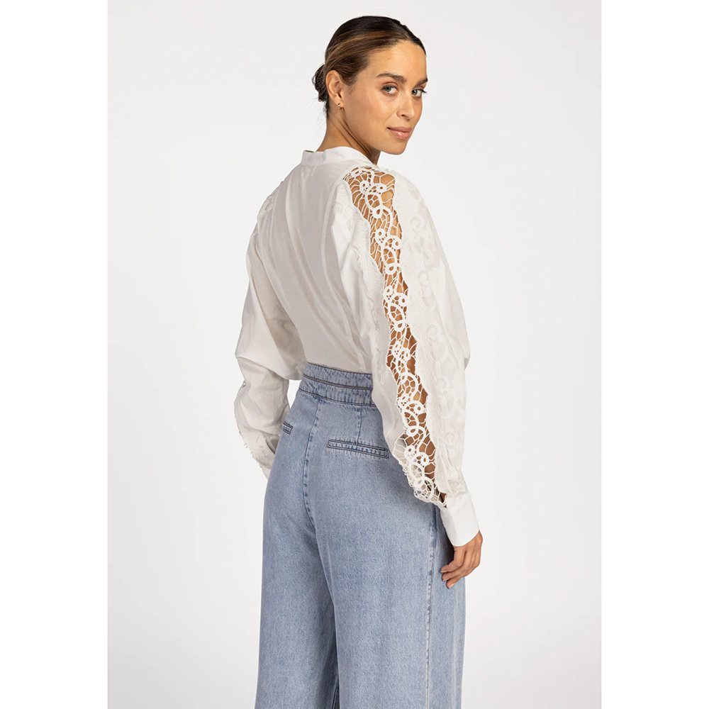 INDIES CO 519 blouse Off White INDIES CO 519 blouse Off White