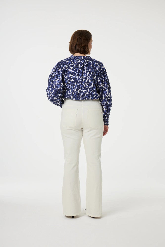 Eva Flare Jeans Off White Eva Flare Jeans Off White