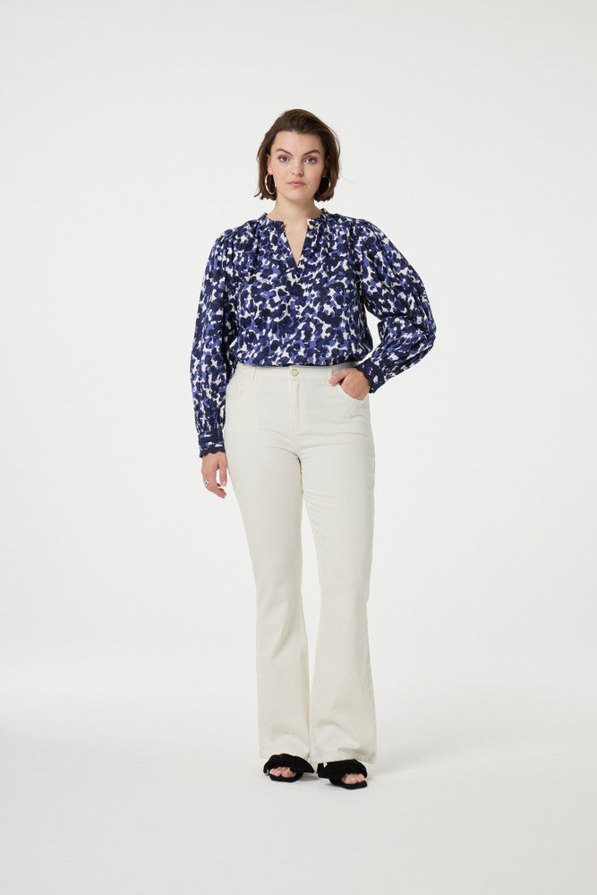 Eva Flare Jeans Off White Eva Flare Jeans Off White