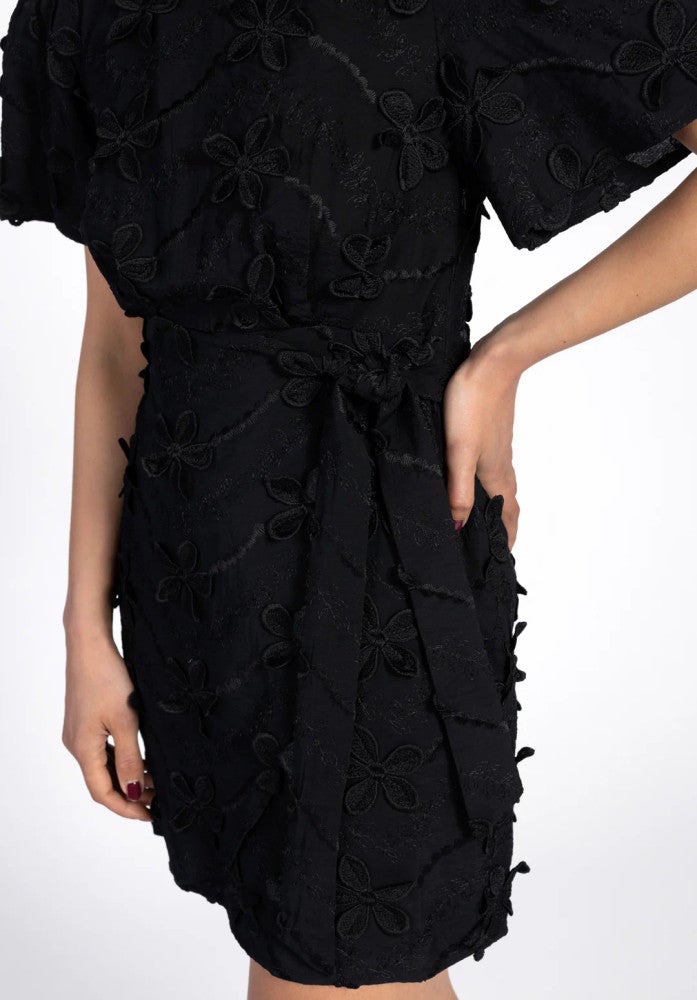 CELINA EMBROIDERY VIS 671 Dress Zwart 1 CELINA EMBROIDERY VIS 671 Dress Zwart 1