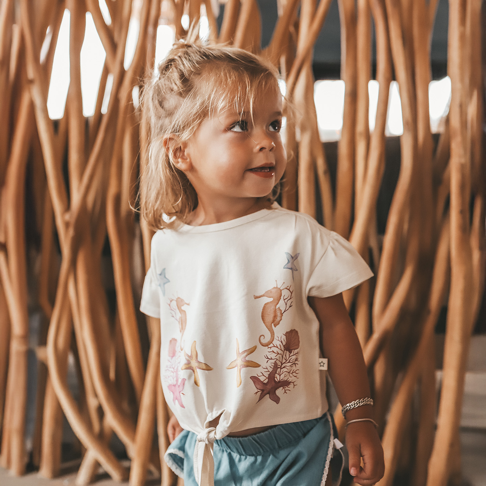 Marina Front Tie Shirt Seashells Ecru Marina Front Tie Shirt Seashells Ecru