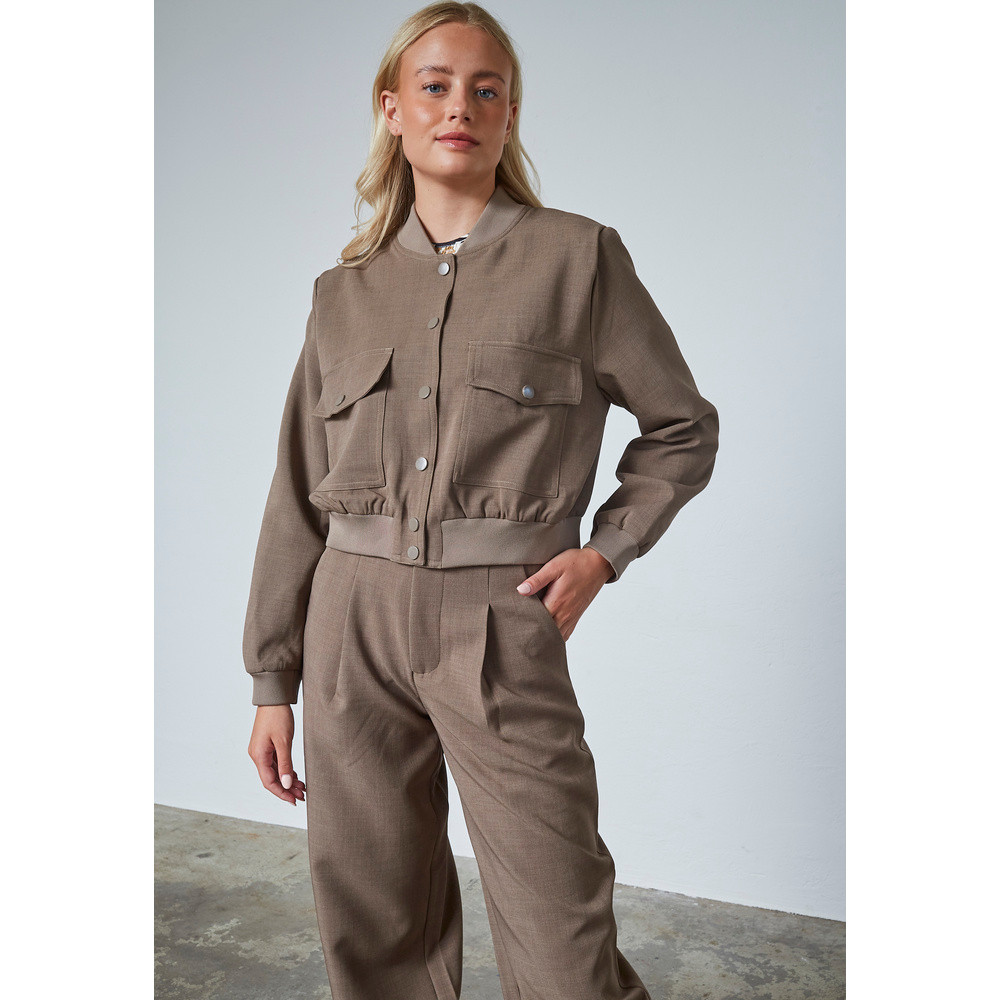 GARWIN-JA20 Jacket Bruin 1 GARWIN-JA20 Jacket Bruin 1