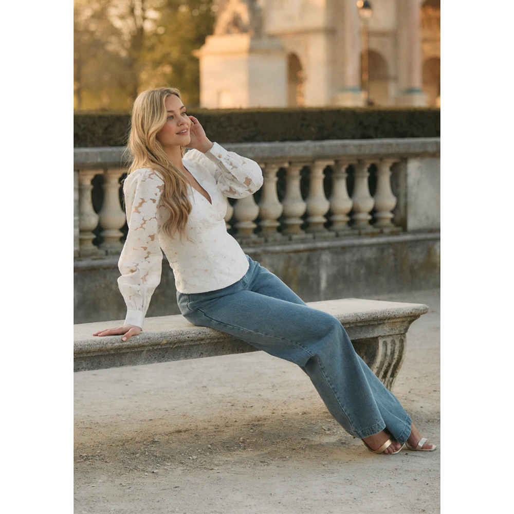 Bianca Flower Blouse Off White Bianca Flower Blouse Off White