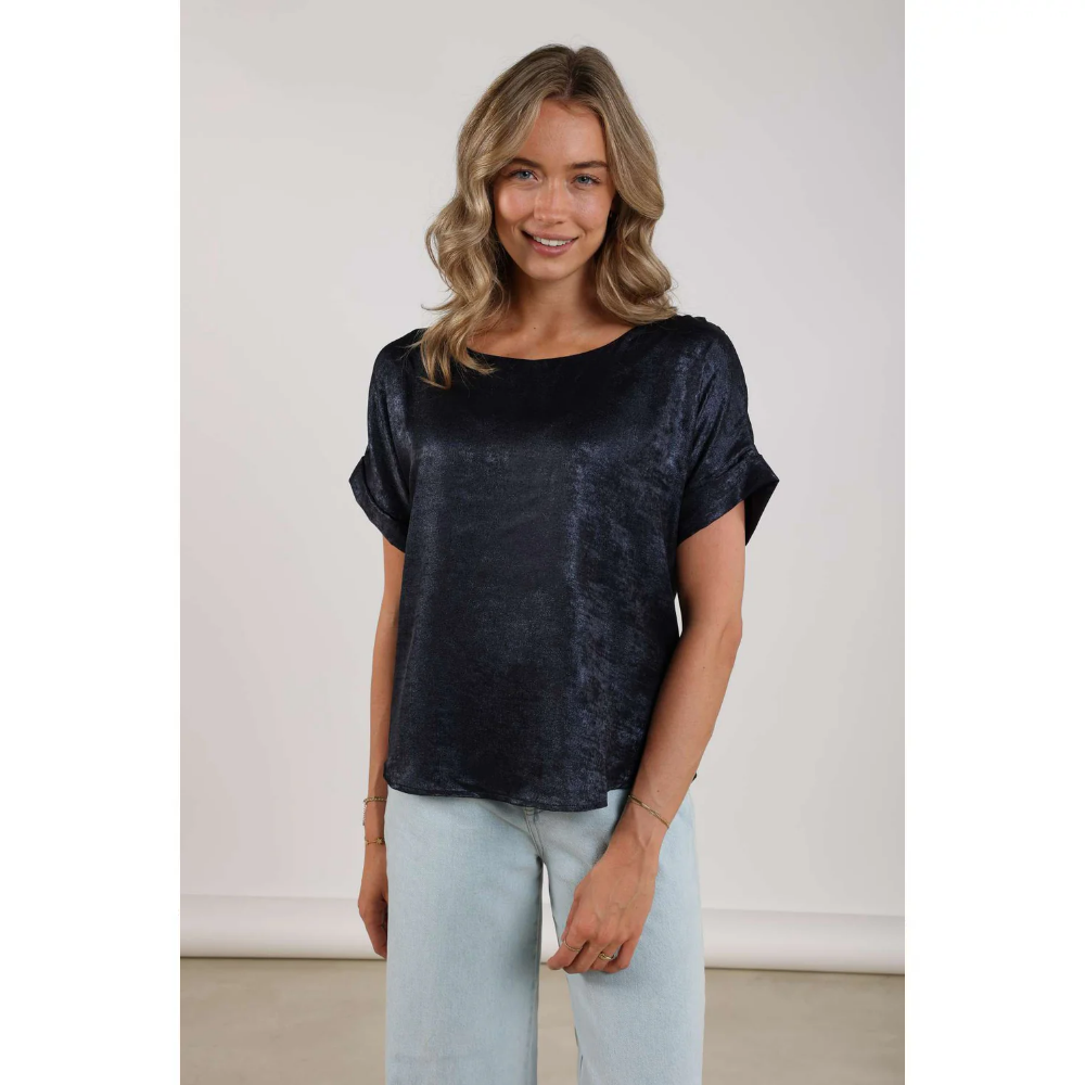 Irene Top Shiny Blauw Irene Top Shiny Blauw