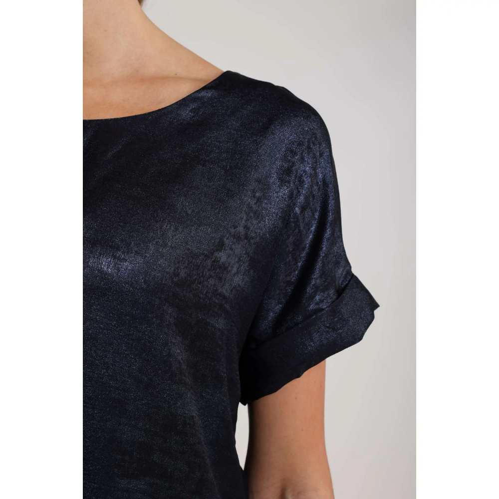 Irene Top Shiny Blauw Irene Top Shiny Blauw