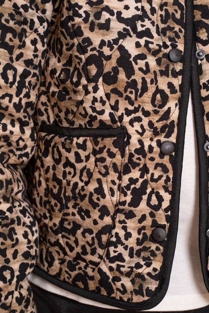 Bomber leopard Zwart 1 Bomber leopard Zwart 1