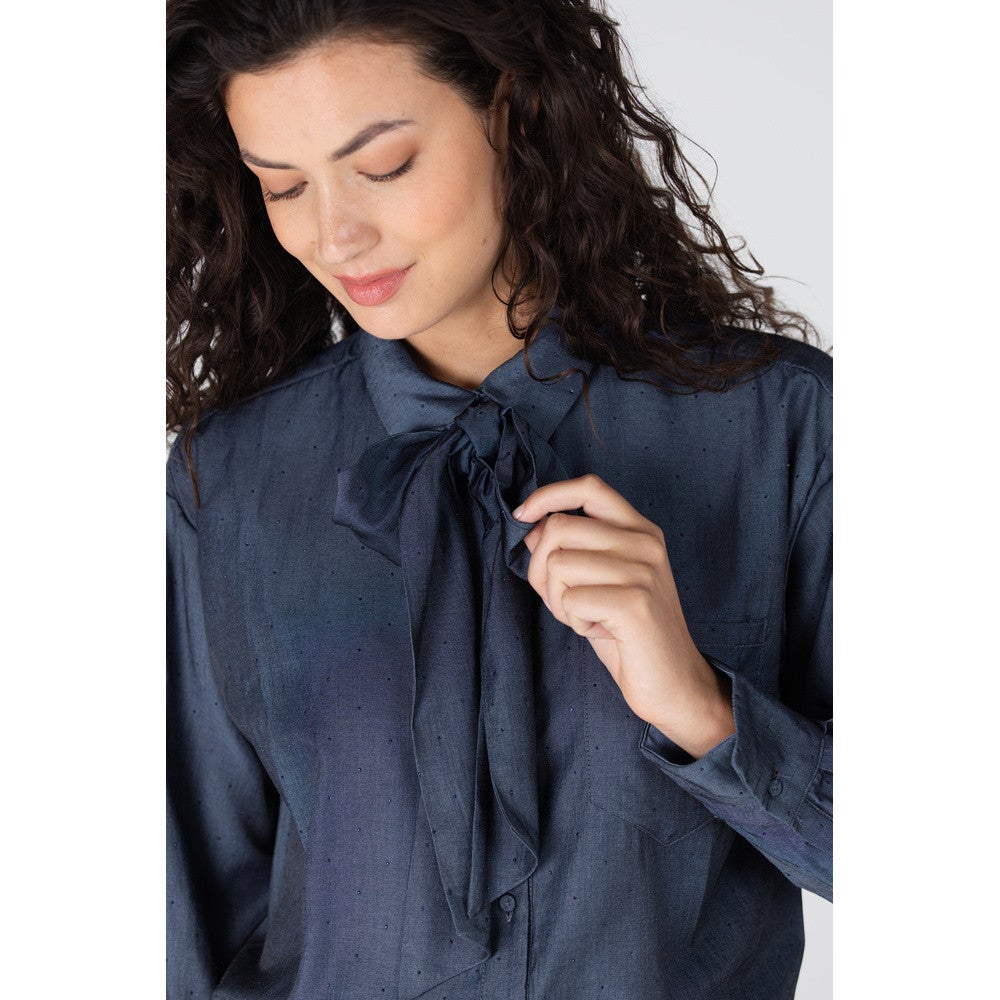 ESS BLOUSE SR 737 necktie Blauw ESS BLOUSE SR 737 necktie Blauw