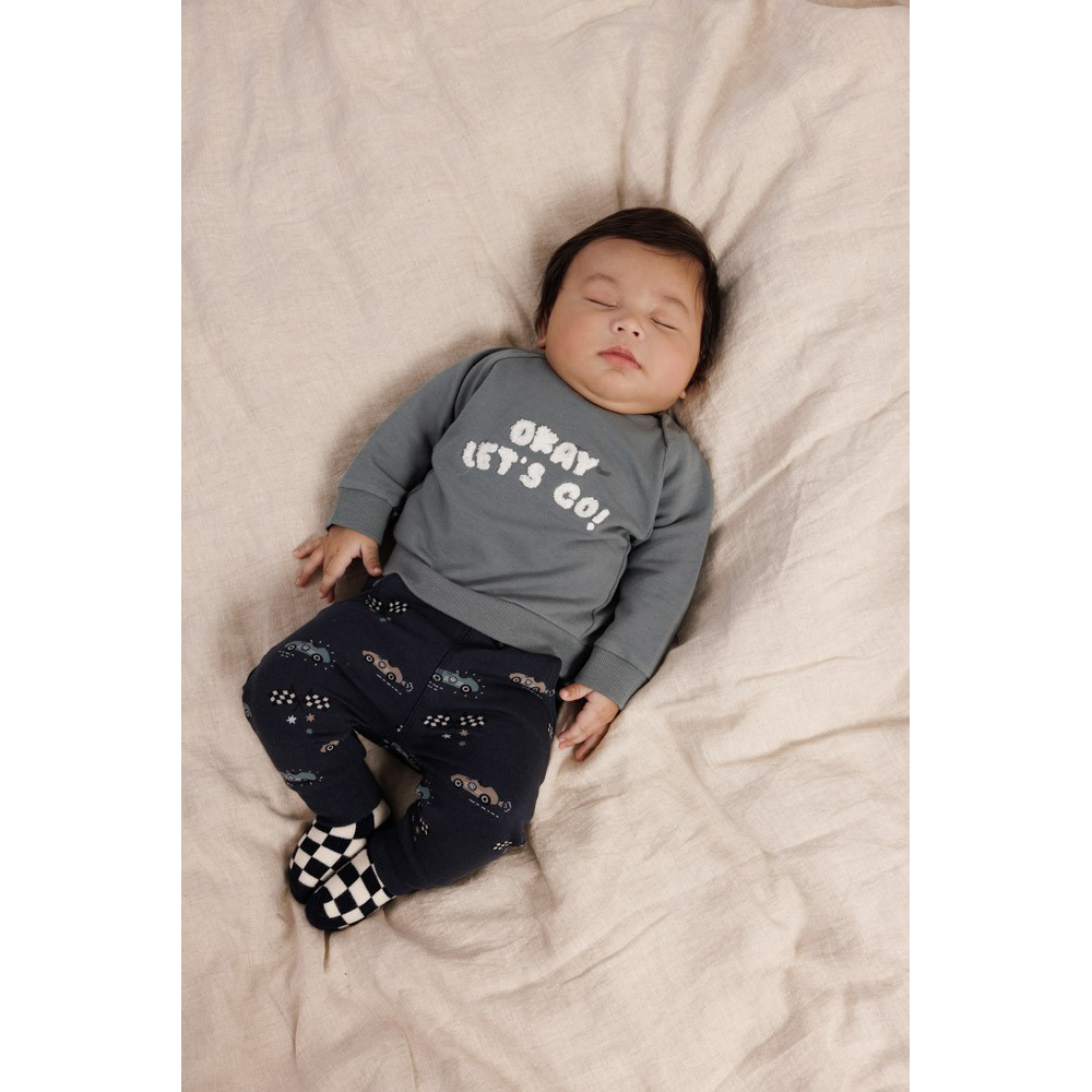 Broek AOP - Let's Go! Donker Blauw Broek AOP - Let's Go! Donker Blauw