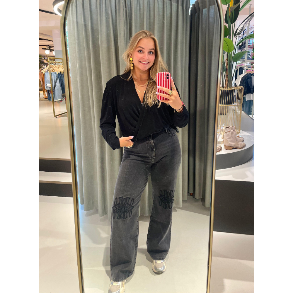 Straight Leg Jeans With Knee Detail Zwart 1 Straight Leg Jeans With Knee Detail Zwart 1