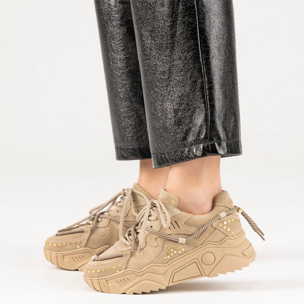 Jupiter Studs Beige Jupiter Studs Beige