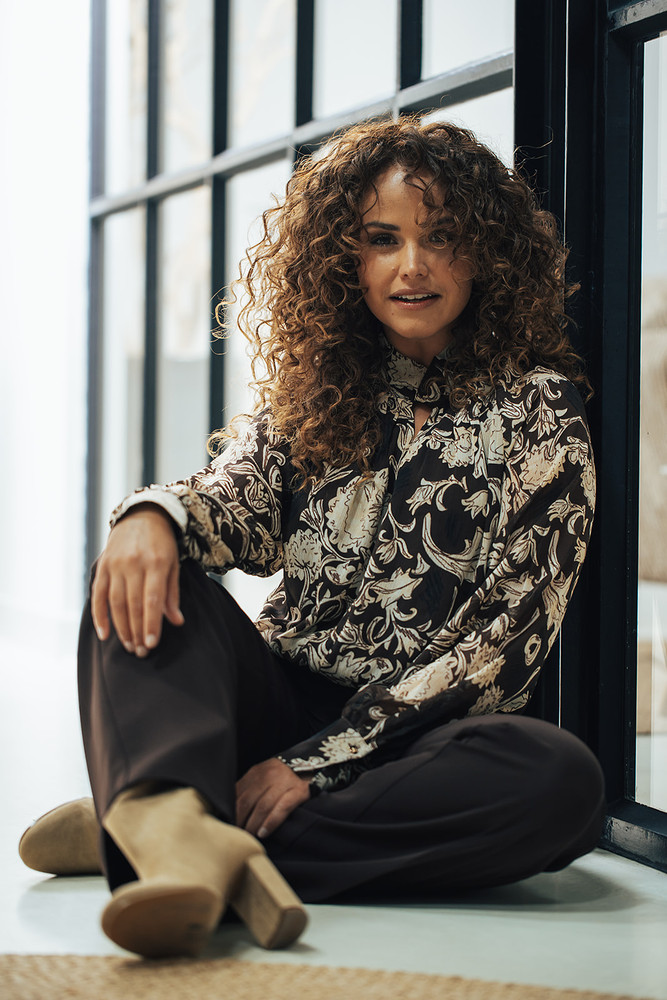 Adda Blouse Bruin 1 Adda Blouse Bruin 1