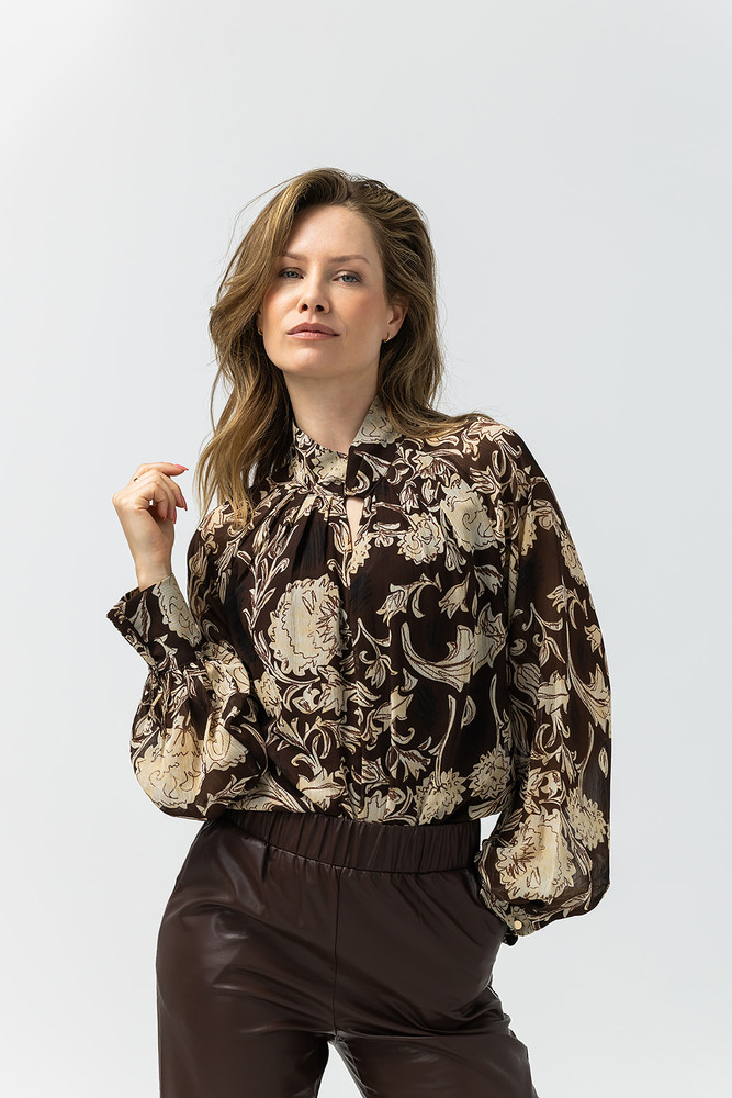 Adda Blouse Bruin 1 Adda Blouse Bruin 1
