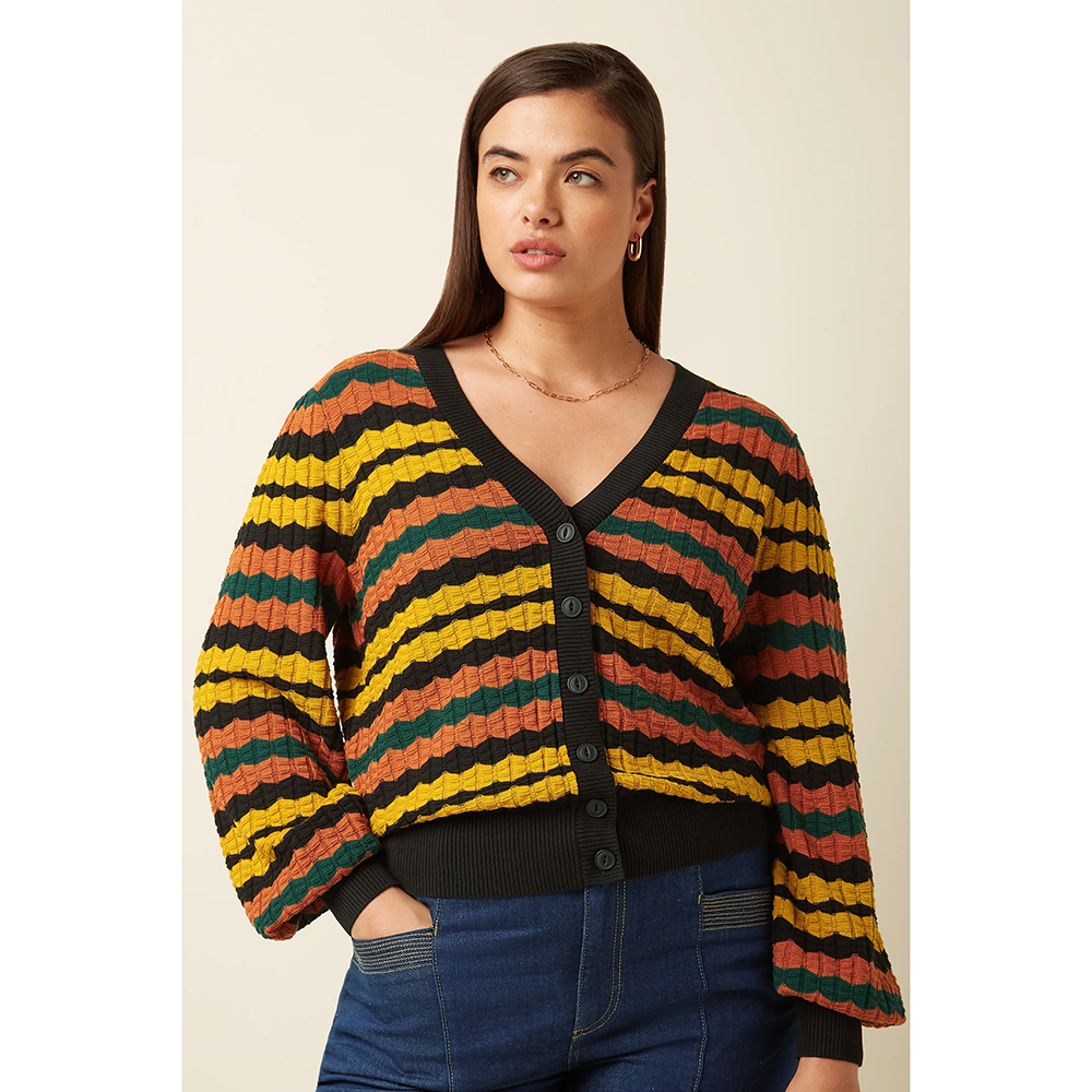 Cardi V Royal Zwart 1 Cardi V Royal Zwart 1