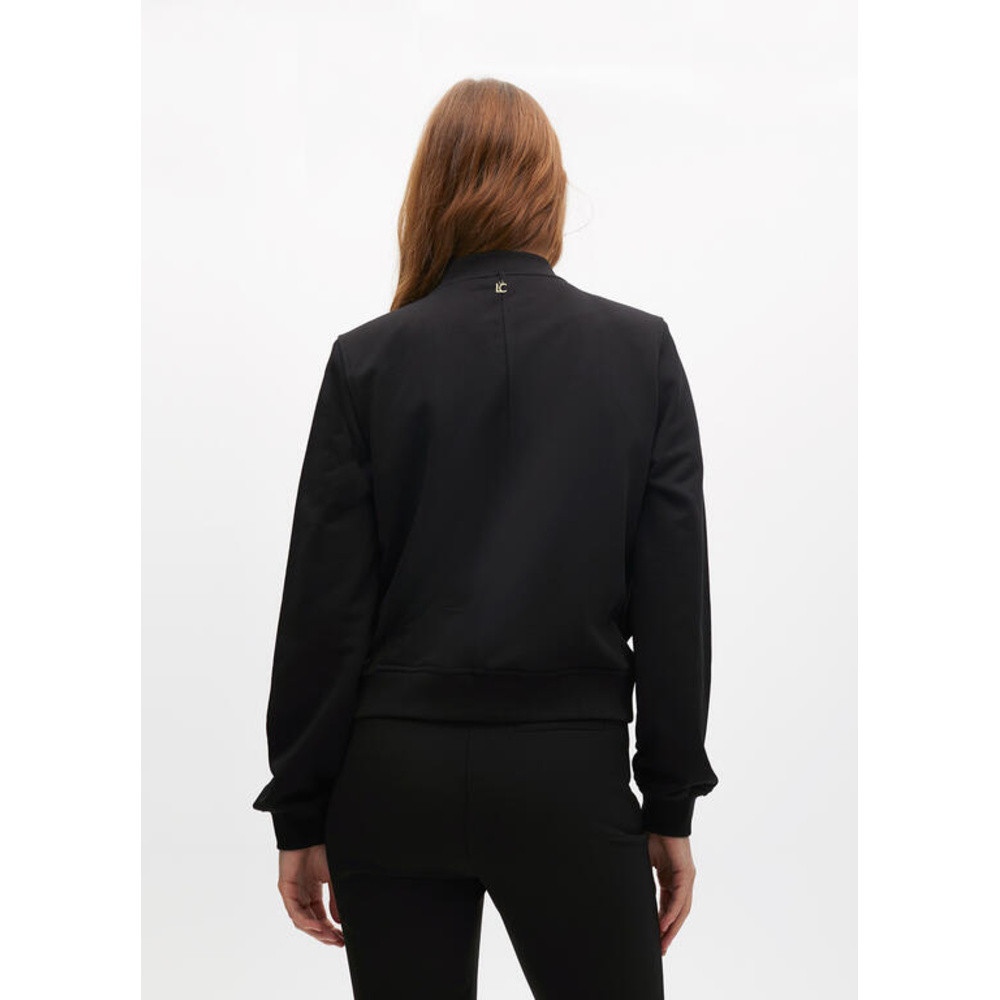 Bomber Met Studs Zwart 1 Bomber Met Studs Zwart 1