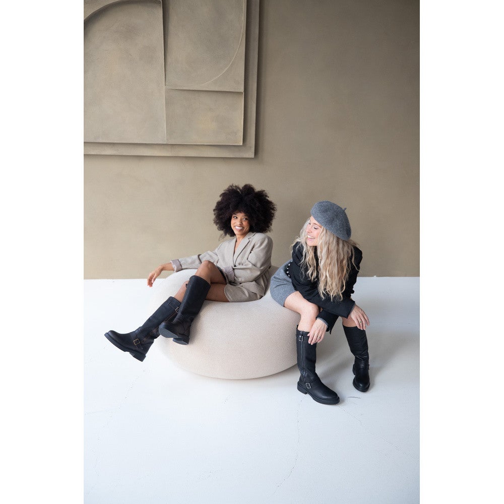 Maut-49 Zwart 1 Maut-49 Zwart 1