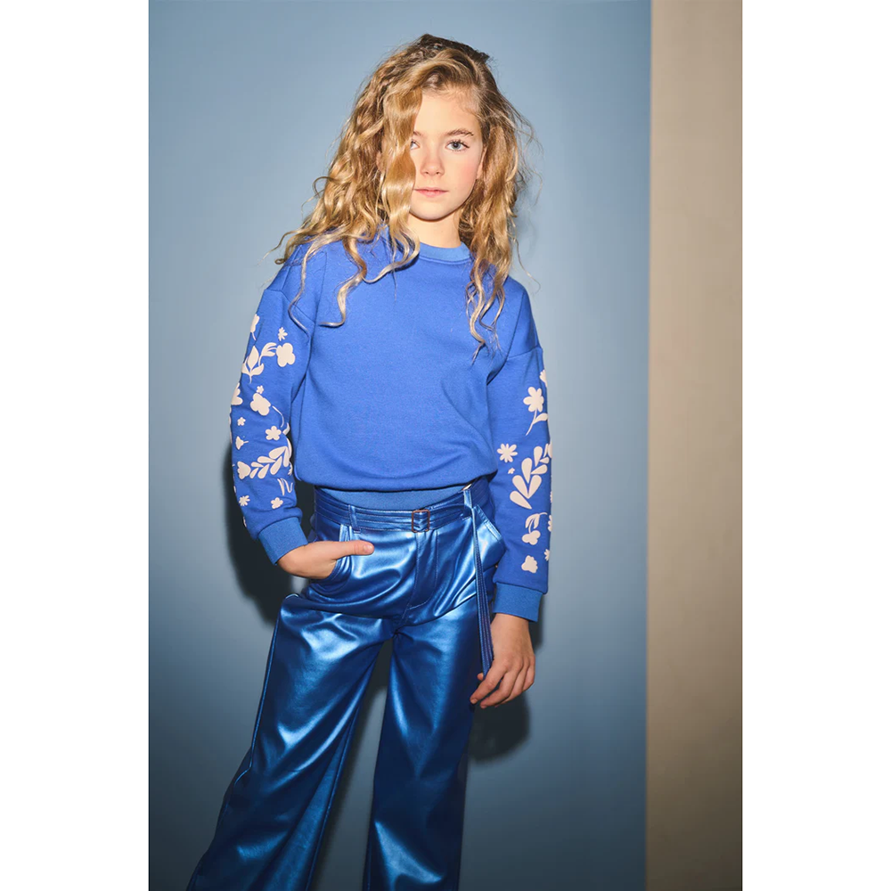 Konono Furry Sweat with Sleeveprint Blauw Konono Furry Sweat with Sleeveprint Blauw