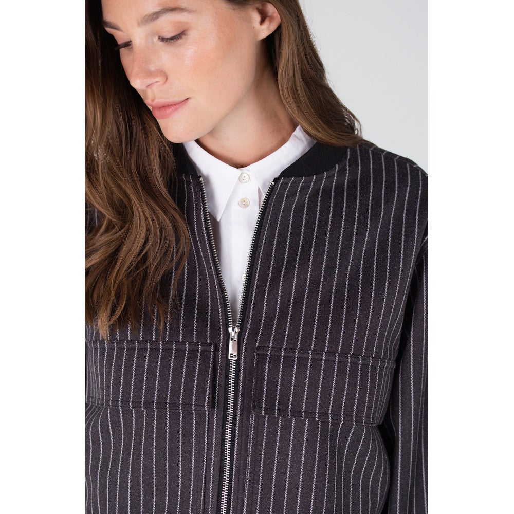 HONEY JASJE PS 255 bomberjacket Zwart 1 HONEY JASJE PS 255 bomberjacket Zwart 1