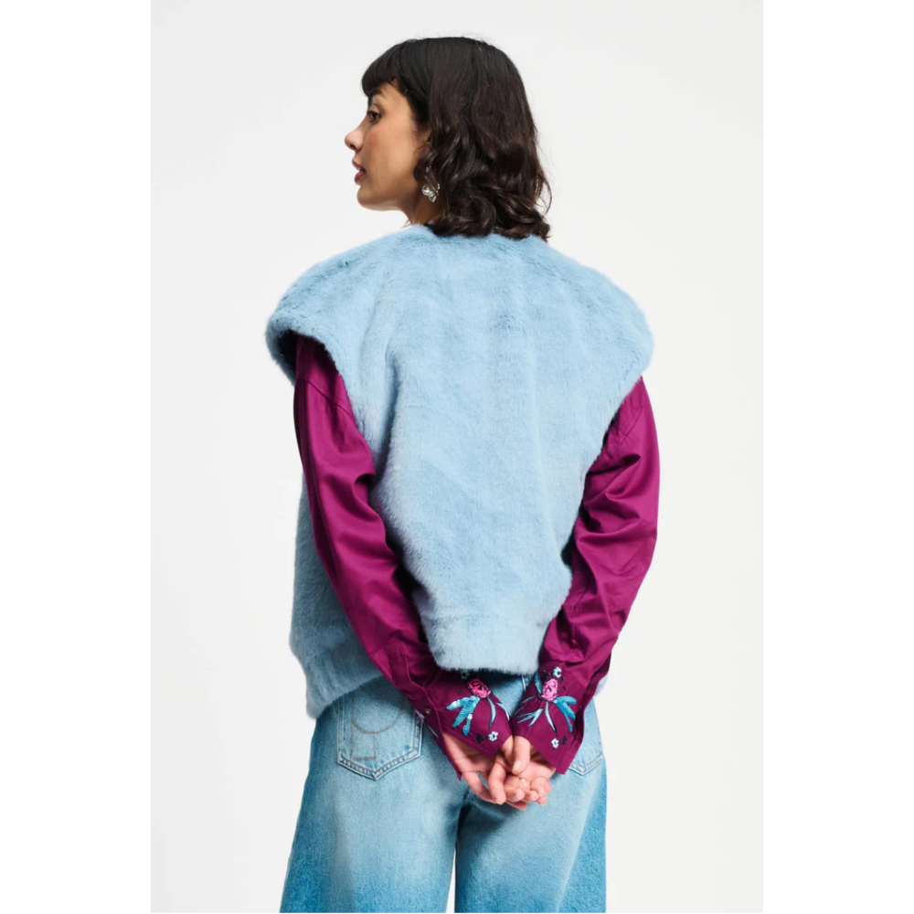 GILET - Fur Misty Blue Blauw GILET - Fur Misty Blue Blauw