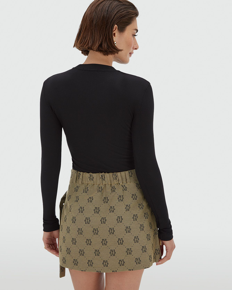 ATLAS Aansluitende Top Zwart 1 ATLAS Aansluitende Top Zwart 1