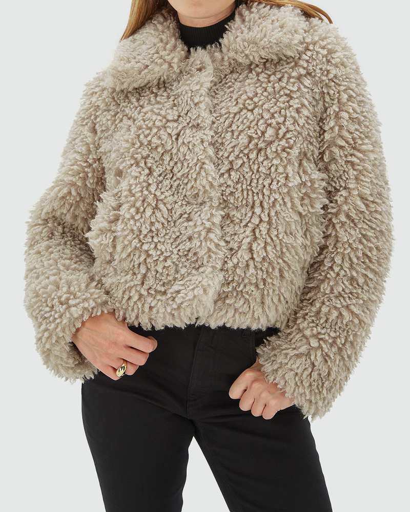 LISA Boxy Fit Fluffy Coat Grijs LISA Boxy Fit Fluffy Coat Grijs