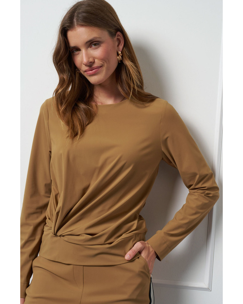 Winona knot top Camel Winona knot top Camel