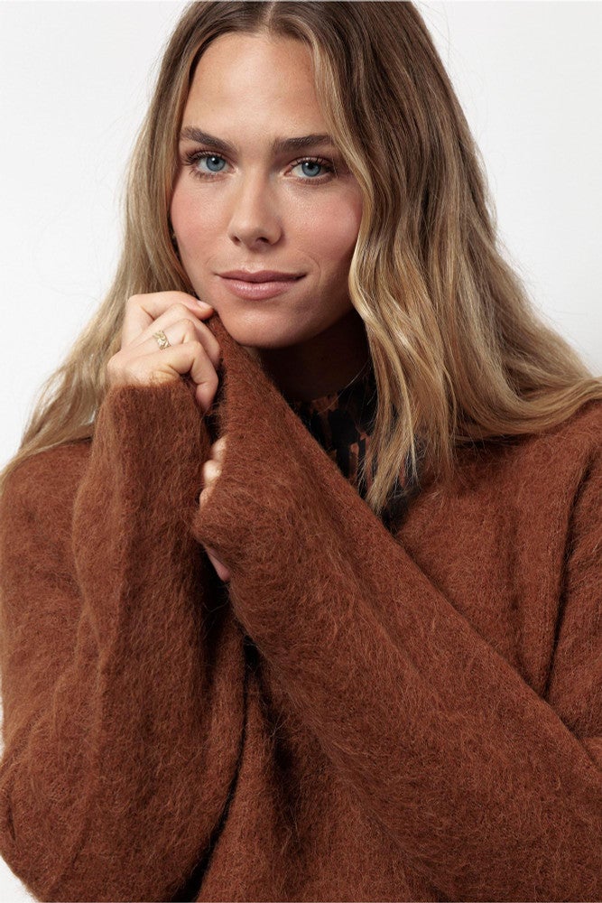 Liana vneck pullover Camel Liana vneck pullover Camel