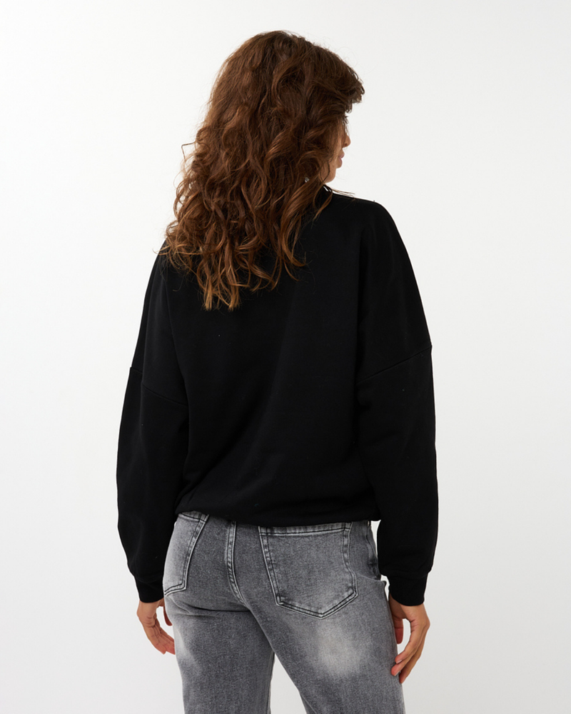 Sweater ''Iconic Weekend'' Zwart 1 Sweater ''Iconic Weekend'' Zwart 1