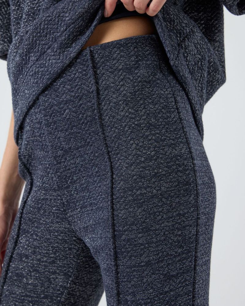 YASCASA HW FLARED PANT - EX Blauw YASCASA HW FLARED PANT - EX Blauw