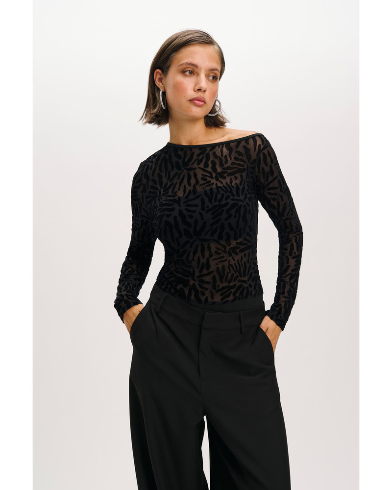 ladies knitted body flock print ELLY Zwart 1 ladies knitted body flock print ELLY Zwart 1