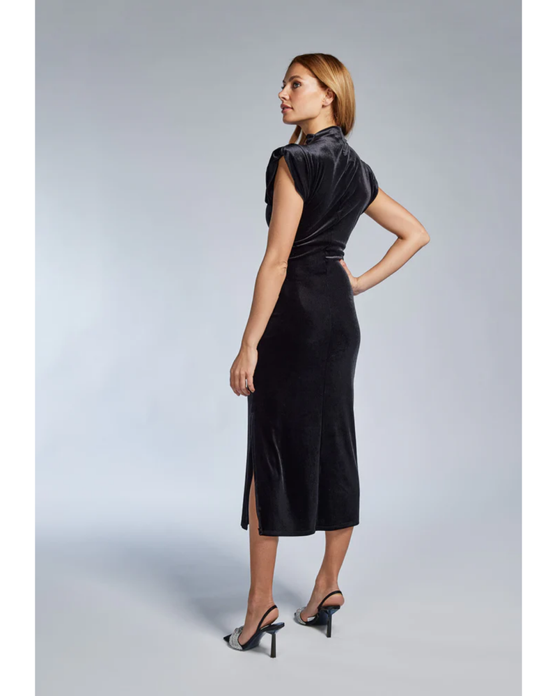 Dress Dot Velours Zwart 1 Dress Dot Velours Zwart 1