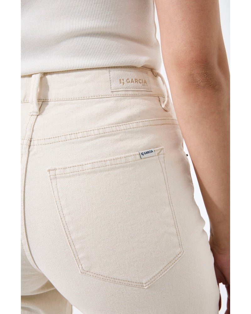 249 Celia Ecru 249 Celia Ecru