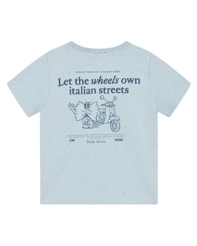 T-shirt Nappy Backprint Scooter Licht Blauw T-shirt Nappy Backprint Scooter Licht Blauw